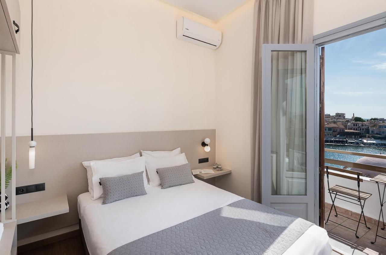Amphitrite Hotell Khania